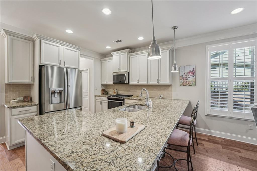 Soleil Laurel Canyon - Residential