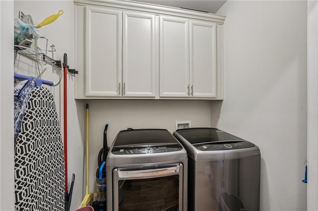 Soleil Laurel Canyon - Residential