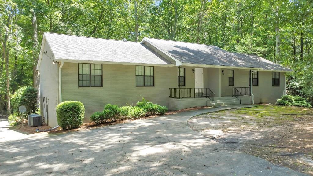 300 S Jeff Davis Drive