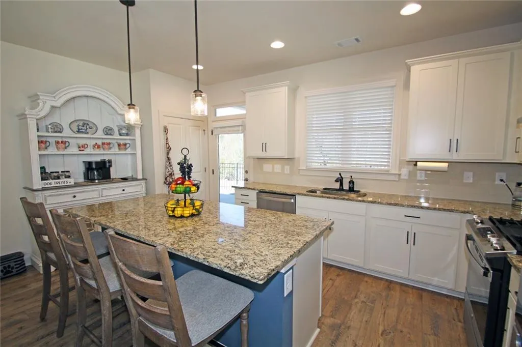 Jasper, Georgia 30143, United States, 3 Bedrooms Bedrooms, ,3 BathroomsBathrooms,Residential,Active,94351