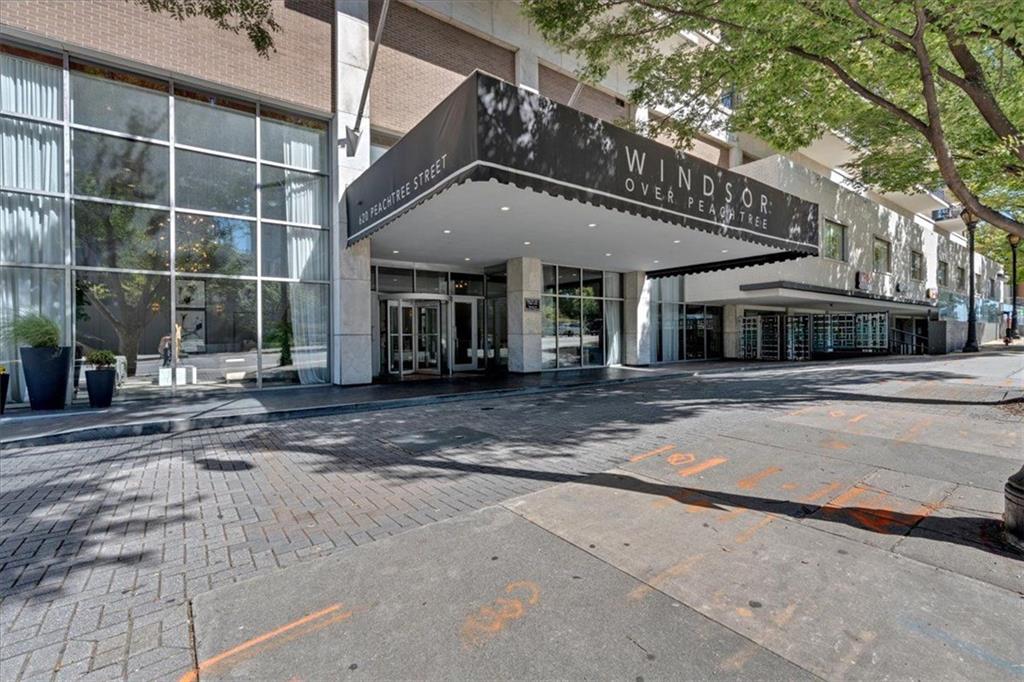 620 NE PEACHTREE Street NE 1613
