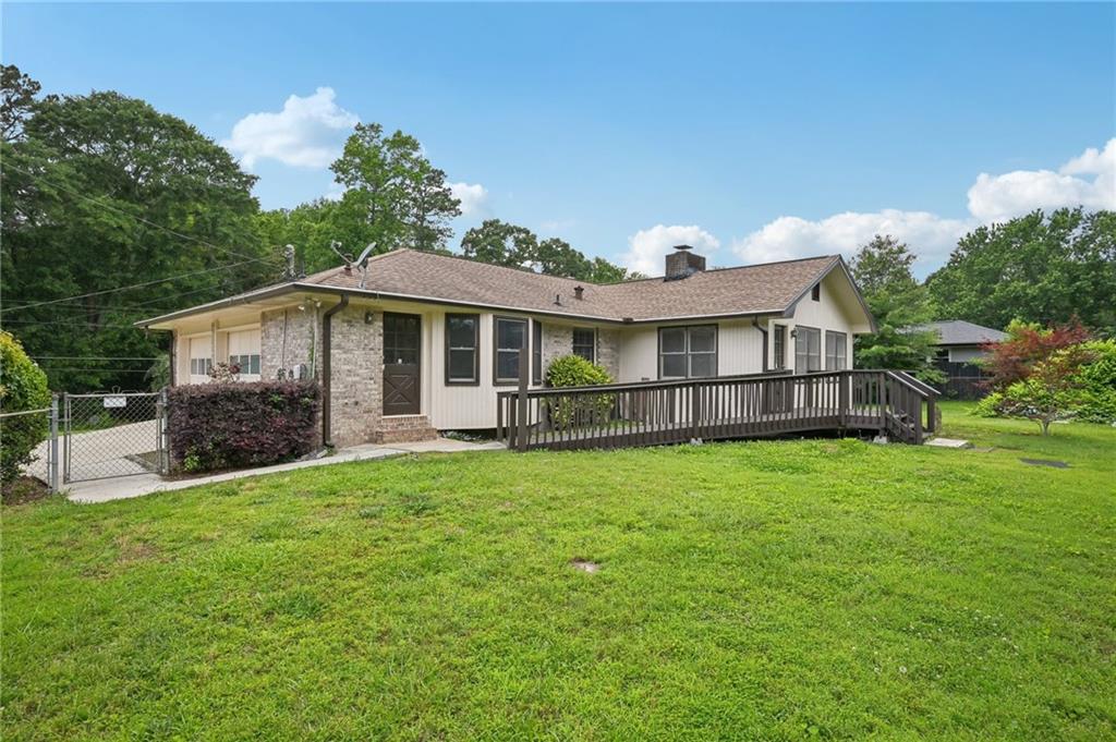 2676 Abington Drive, Snellville, Georgia image 38