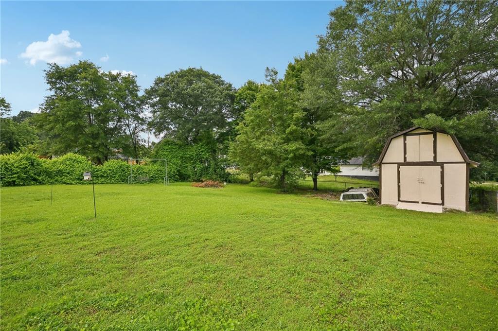 2676 Abington Drive, Snellville, Georgia image 39