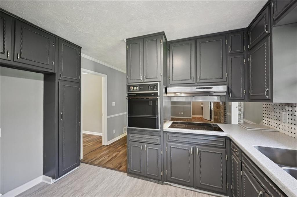 2676 Abington Drive, Snellville, Georgia image 12