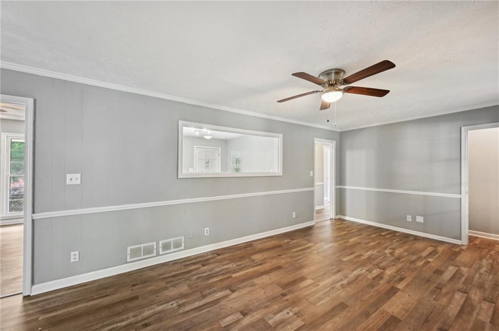 2676 Abington Drive, Snellville, Georgia image 10