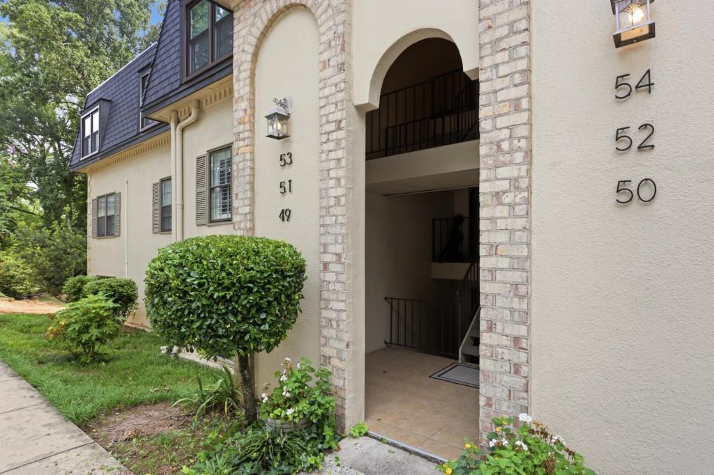53 Chaumont Square NW