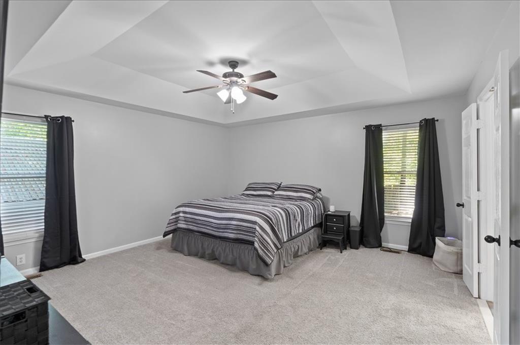 25 Leslie Cove SE