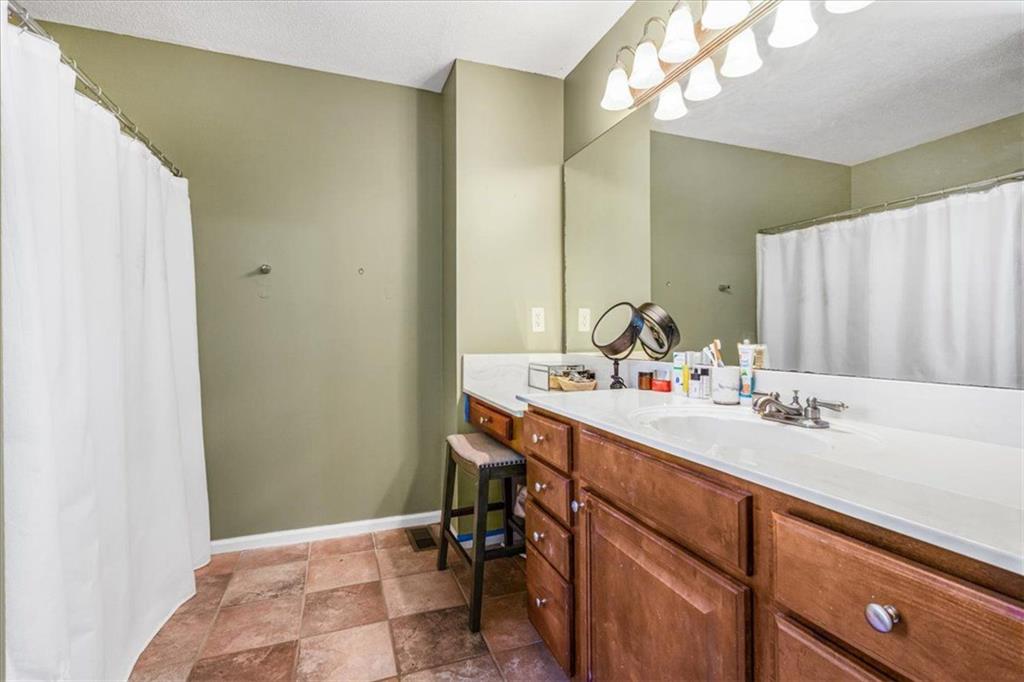 6095 Wayfarer Drive, Villa Rica, Georgia image 16