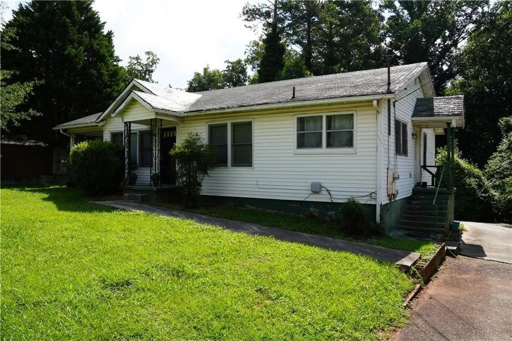 Stone Mountain, Georgia 30083, United States, 2 Bedrooms Bedrooms, ,1 BathroomBathrooms,Residential,Active,176808