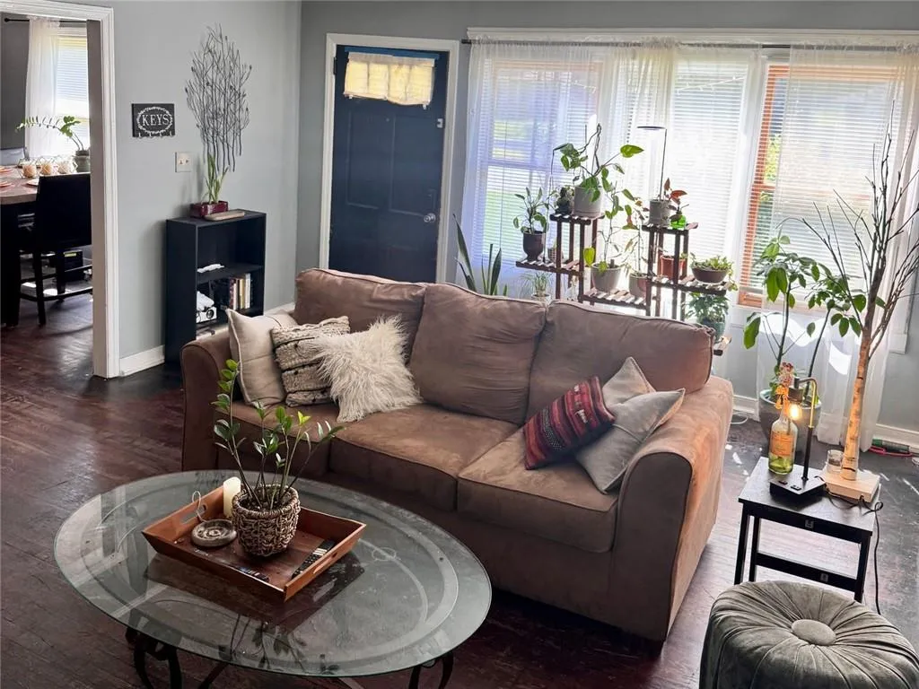 Stone Mountain, Georgia 30083, United States, 2 Bedrooms Bedrooms, ,1 BathroomBathrooms,Residential,Active,176808