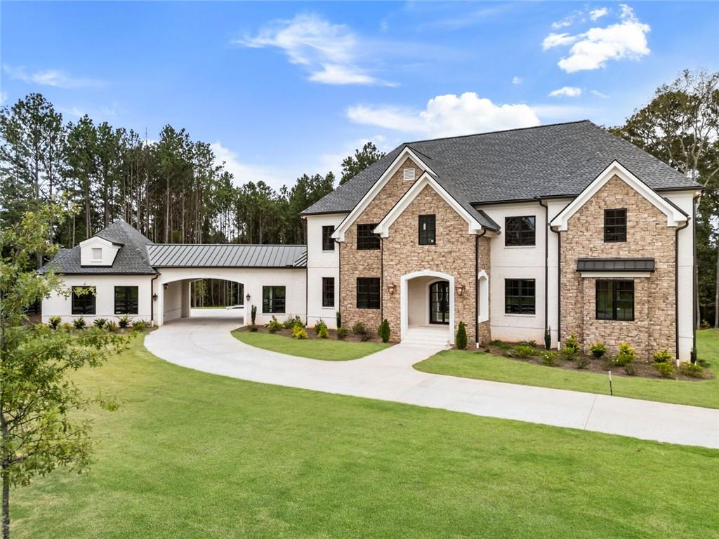 Thompson Manor - Residential