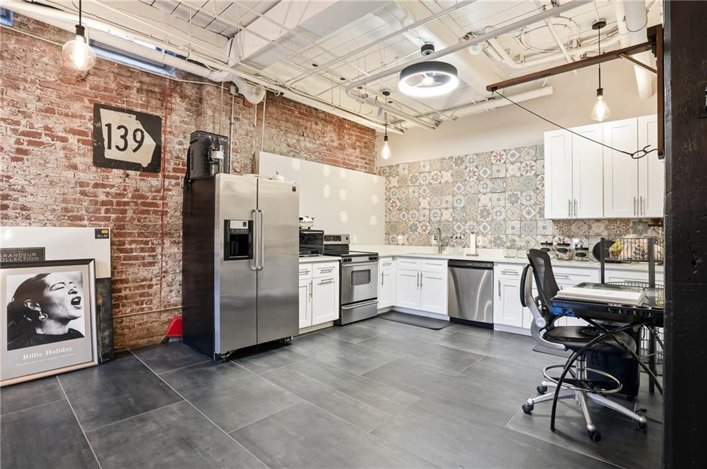 342 Marietta Street NW 7