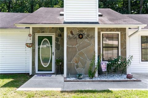 A home in Douglasville