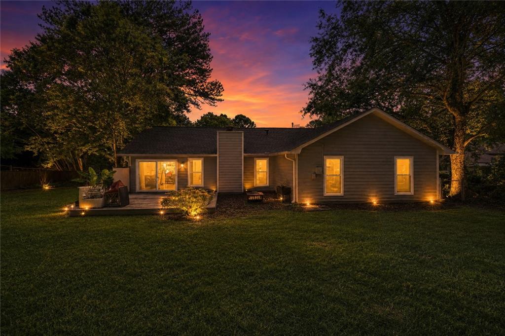 4285 Reef Road