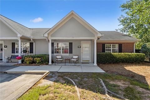 Condo For Sale - 2905 Florence Drive<br/> Hall County, Gainesville, GA 30504