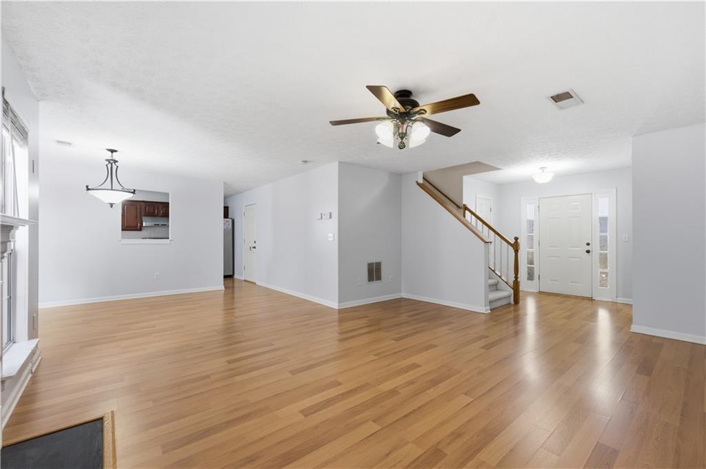 3279 Benthollow Lane