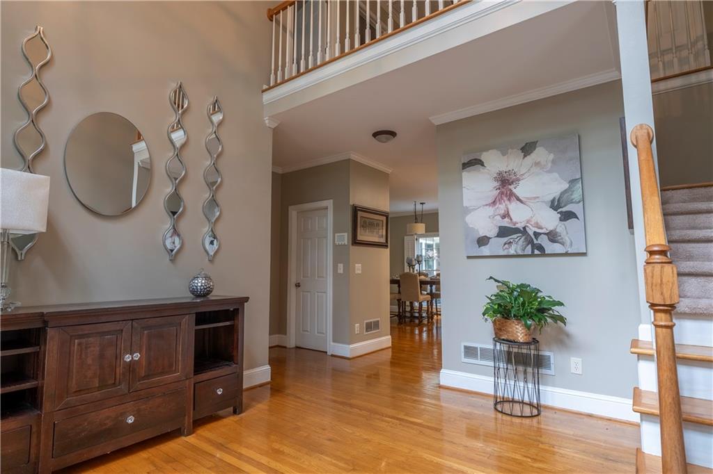 4548 Cabinwood turn