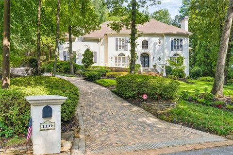 Homes For Sale - 110 Parc Du Chateau<br/> Sandy Springs, GA 30327
