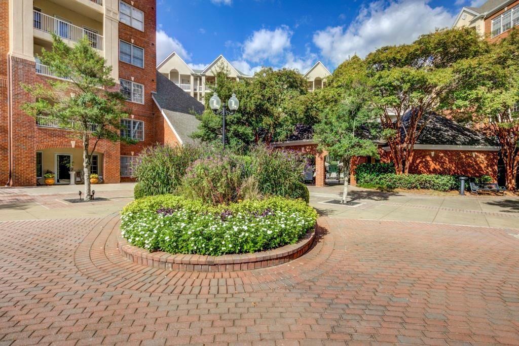 211 Colonial Homes Drive NW 2203