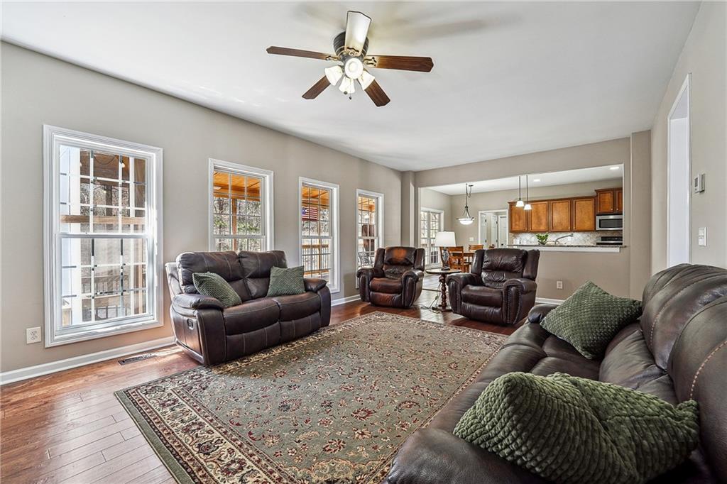 2313 Coinsborough Way, Buford, Georgia image 15