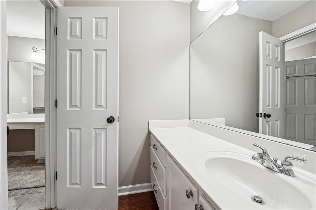 2313 Coinsborough Way, Buford, Georgia image 28