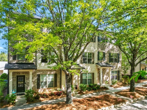 Townhouse For Sale - 1560 Baygreen Road<br/> Suwanee, GA 30024