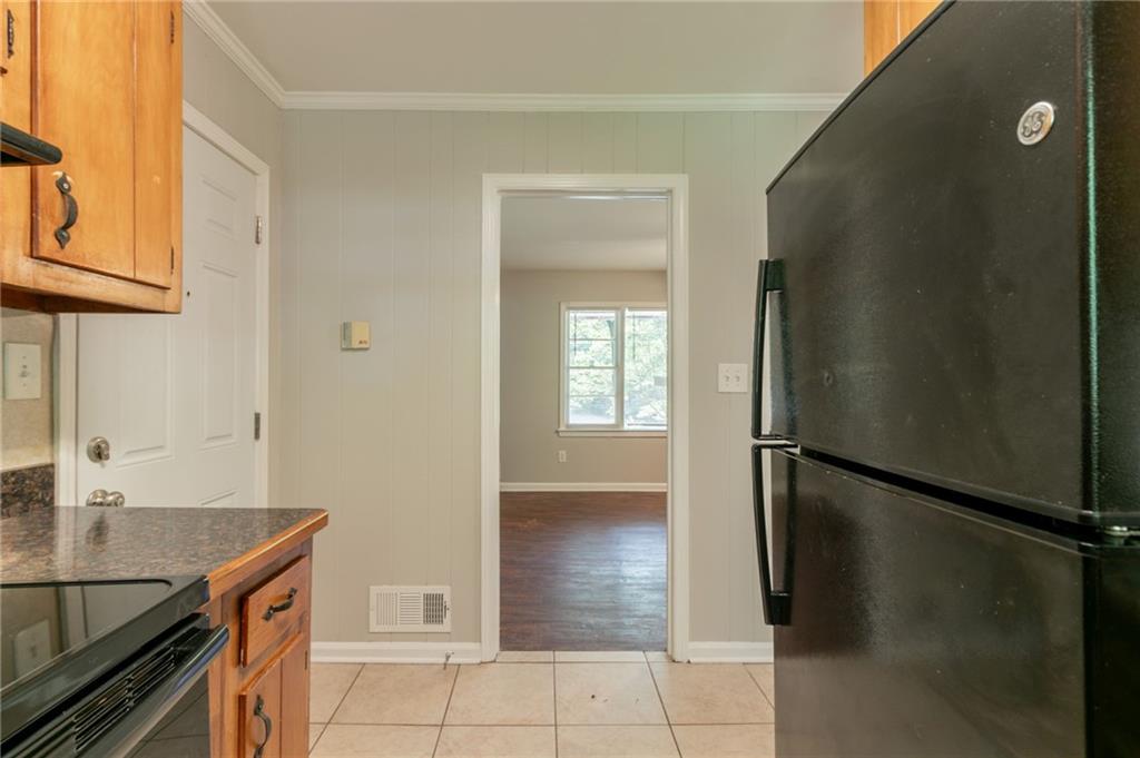 4078 Bouldercrest Road, Ellenwood, Georgia image 10