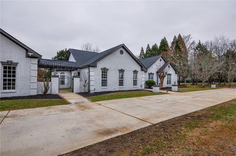 A home in Locust Grove