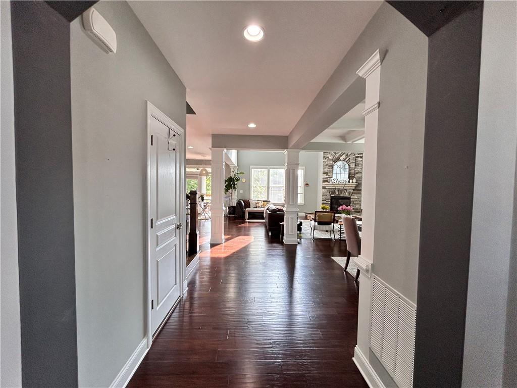 4071 Woodward Walk Lane, Suwanee, Georgia image 8