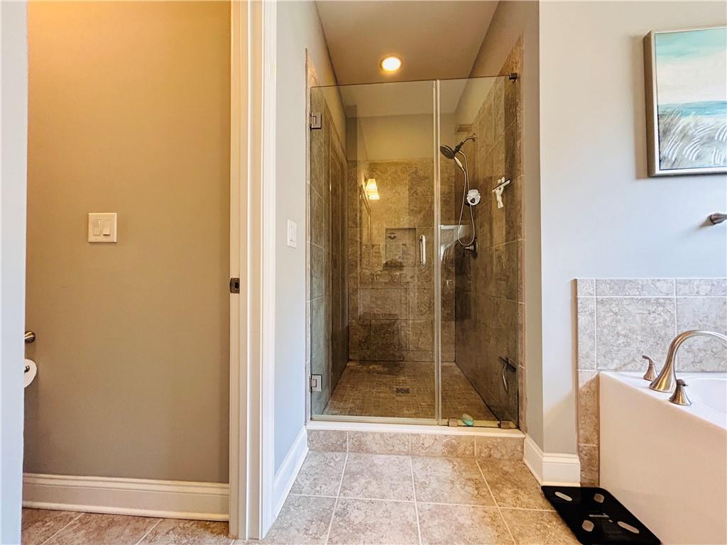 4071 Woodward Walk Lane, Suwanee, Georgia image 29