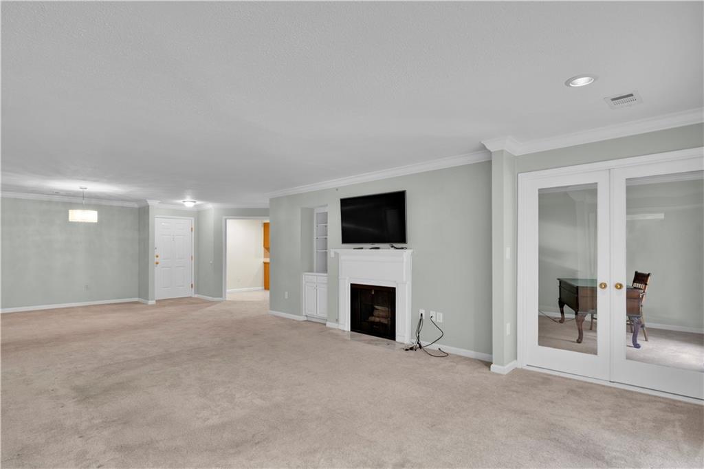 26204 Plantation Drive NE