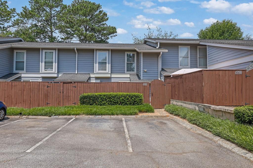 4992 Meadow Lane