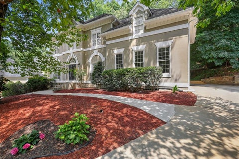 Homes For Sale - 110 Weedon Court<br/> Fulton County, Alpharetta, GA 30022