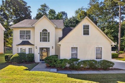 Homes For Sale - 729 Stonebrook Drive Drive<br/> Lithonia, GA 30058
