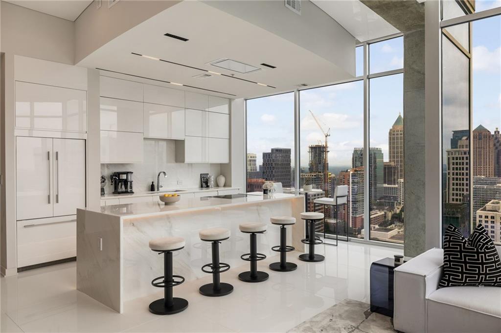 860 Peachtree Street NE 2801