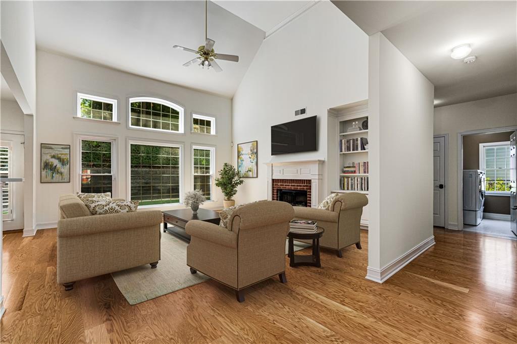 1106 Queensgate Drive