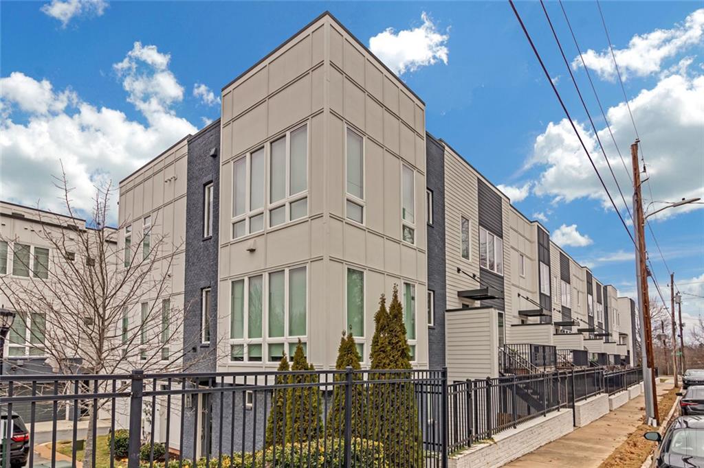 687 Banton Drive, Atlanta, Georgia image 1