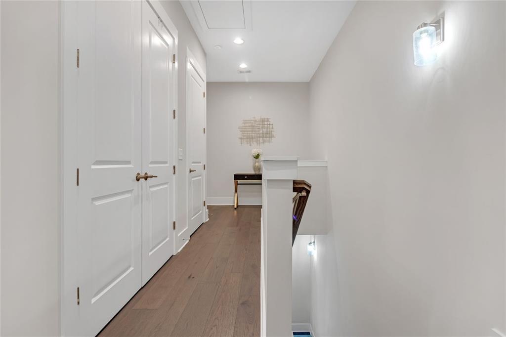 687 Banton Drive, Atlanta, Georgia image 22