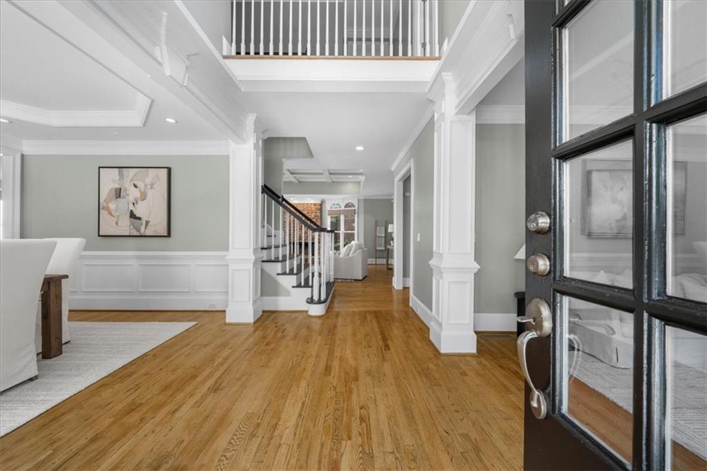745 Glengate Place