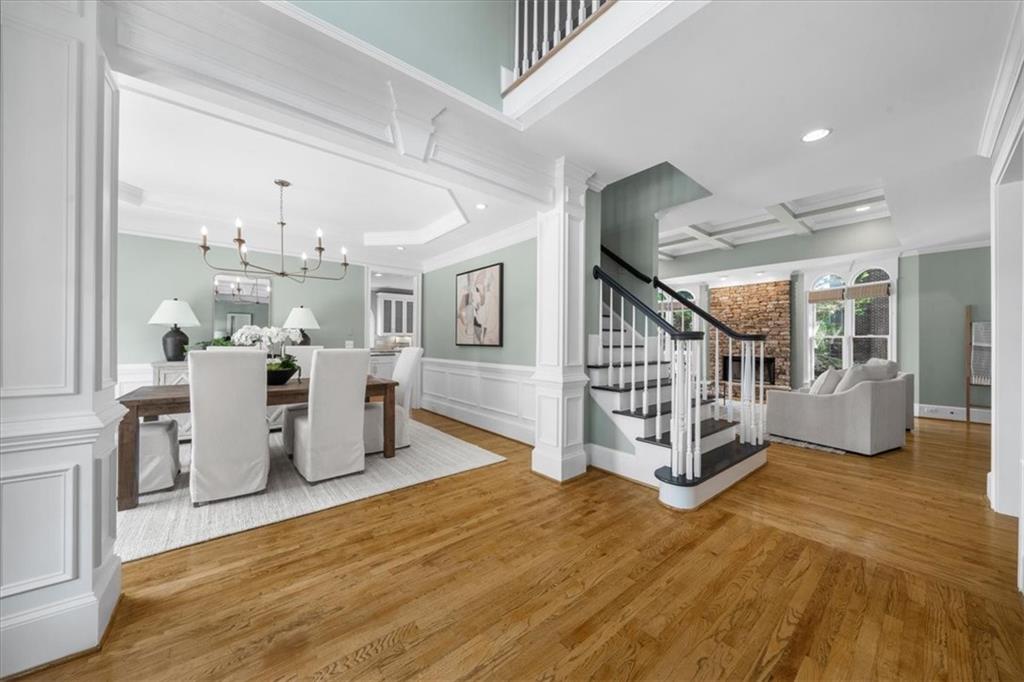 745 Glengate Place