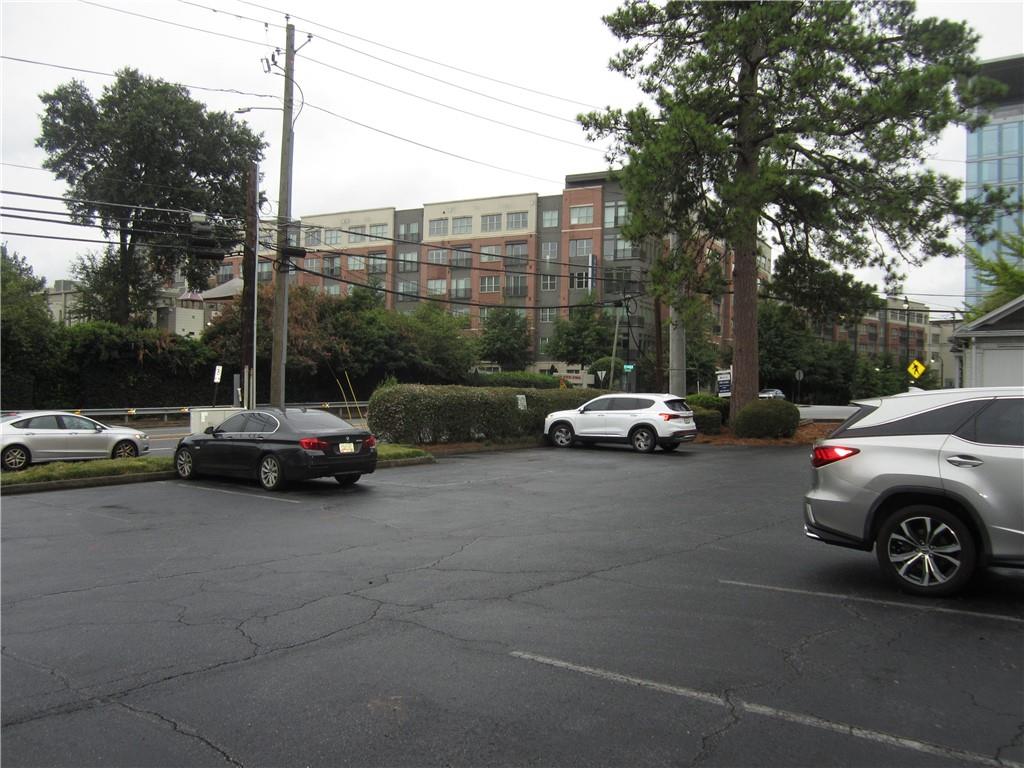 452 E Paces Ferry Road NE