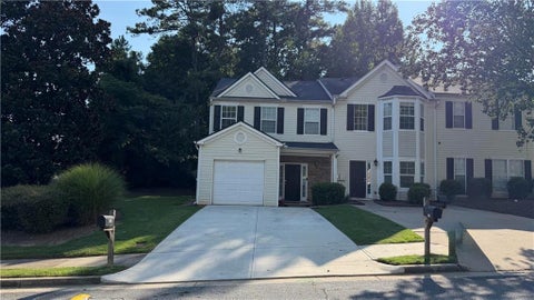 Townhouse For Sale - 300 Timber Gate Drive<br/> Gwinnett County, Lawrenceville, GA 30045