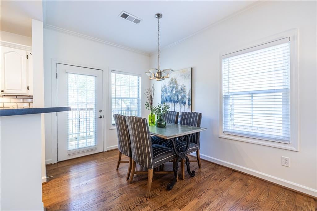 1332 Stillwood Chase NE