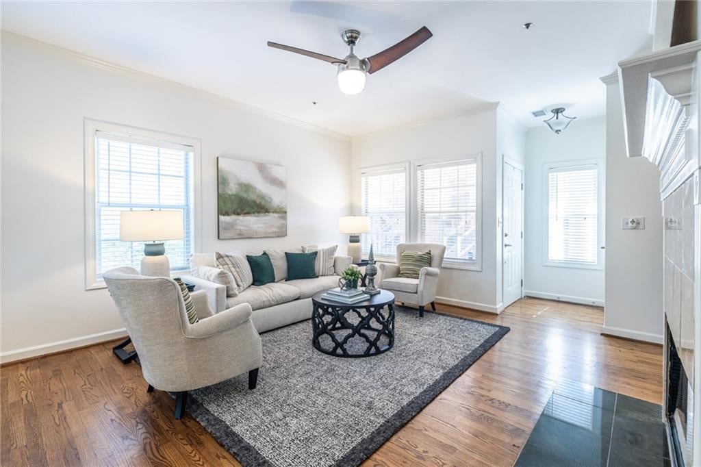 1332 Stillwood Chase NE