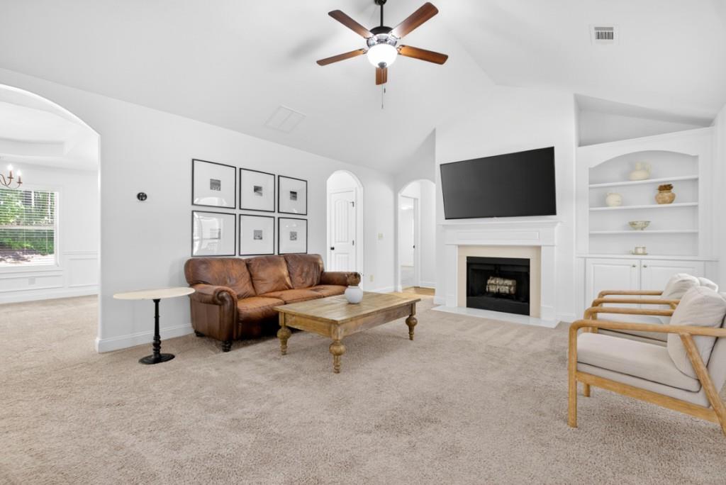 1944 Diamond Ridge Drive