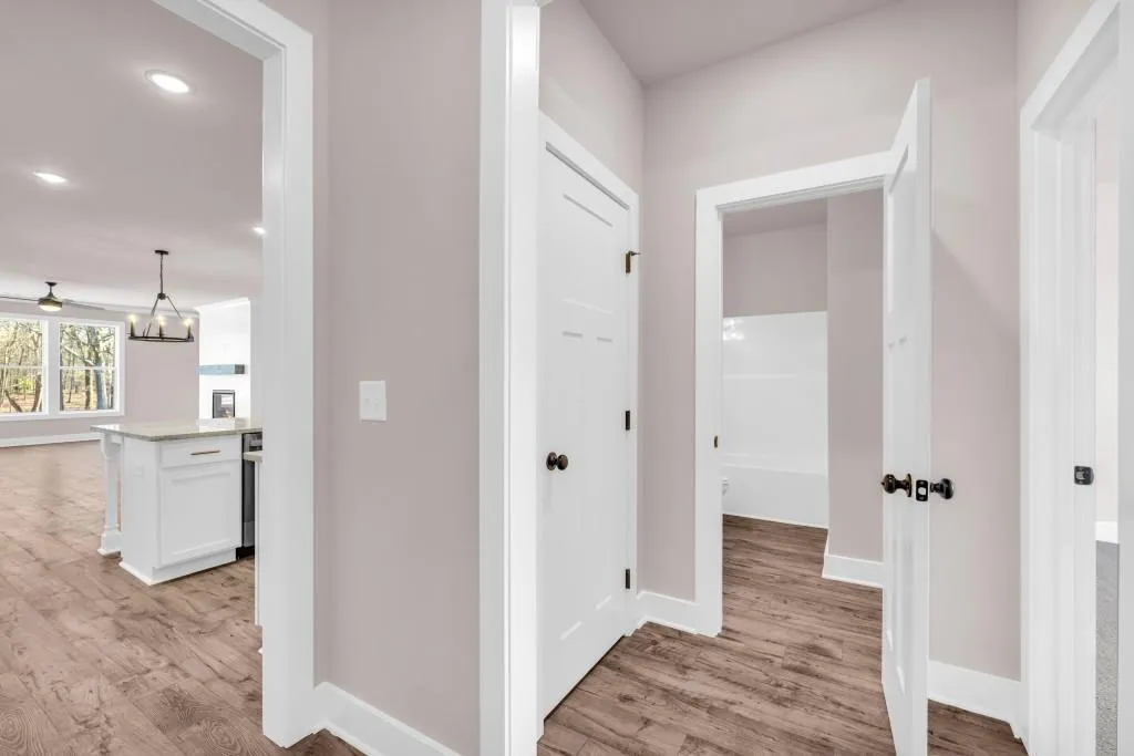 Hartwell, Georgia 30643, United States, 5 Bedrooms Bedrooms, ,4 BathroomsBathrooms,Residential,Active,163392