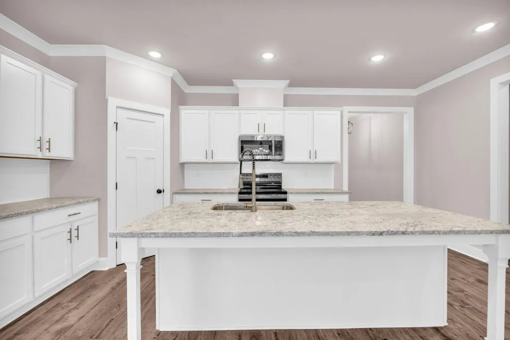 Hartwell, Georgia 30643, United States, 5 Bedrooms Bedrooms, ,4 BathroomsBathrooms,Residential,Active,163392