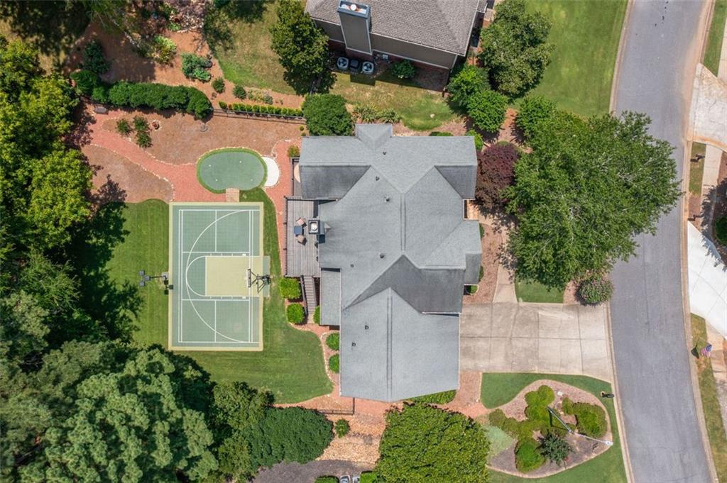 1060 FAIRWAY VALLEY Drive