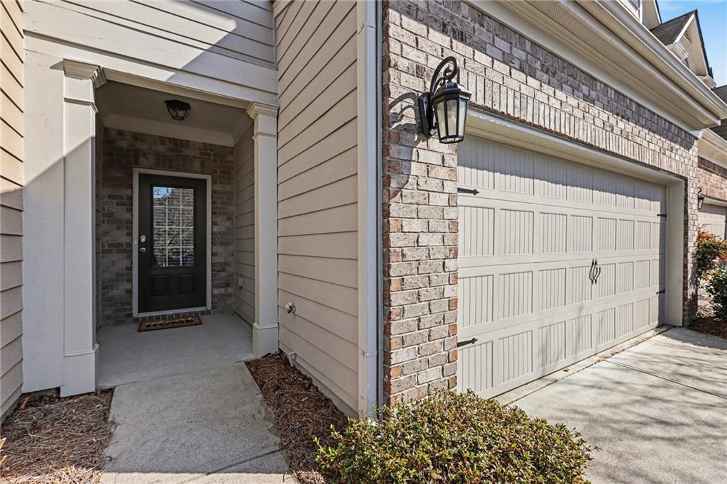 3158 Cross Creek Drive