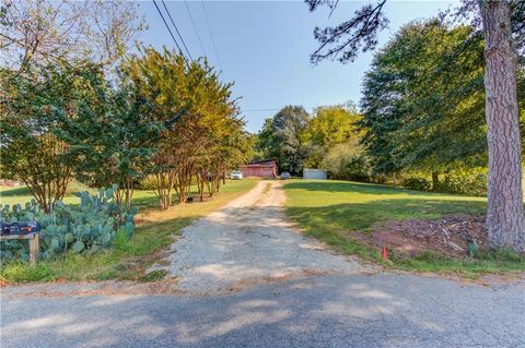 6184 Mitchell Street Flowery Branch GA 30542